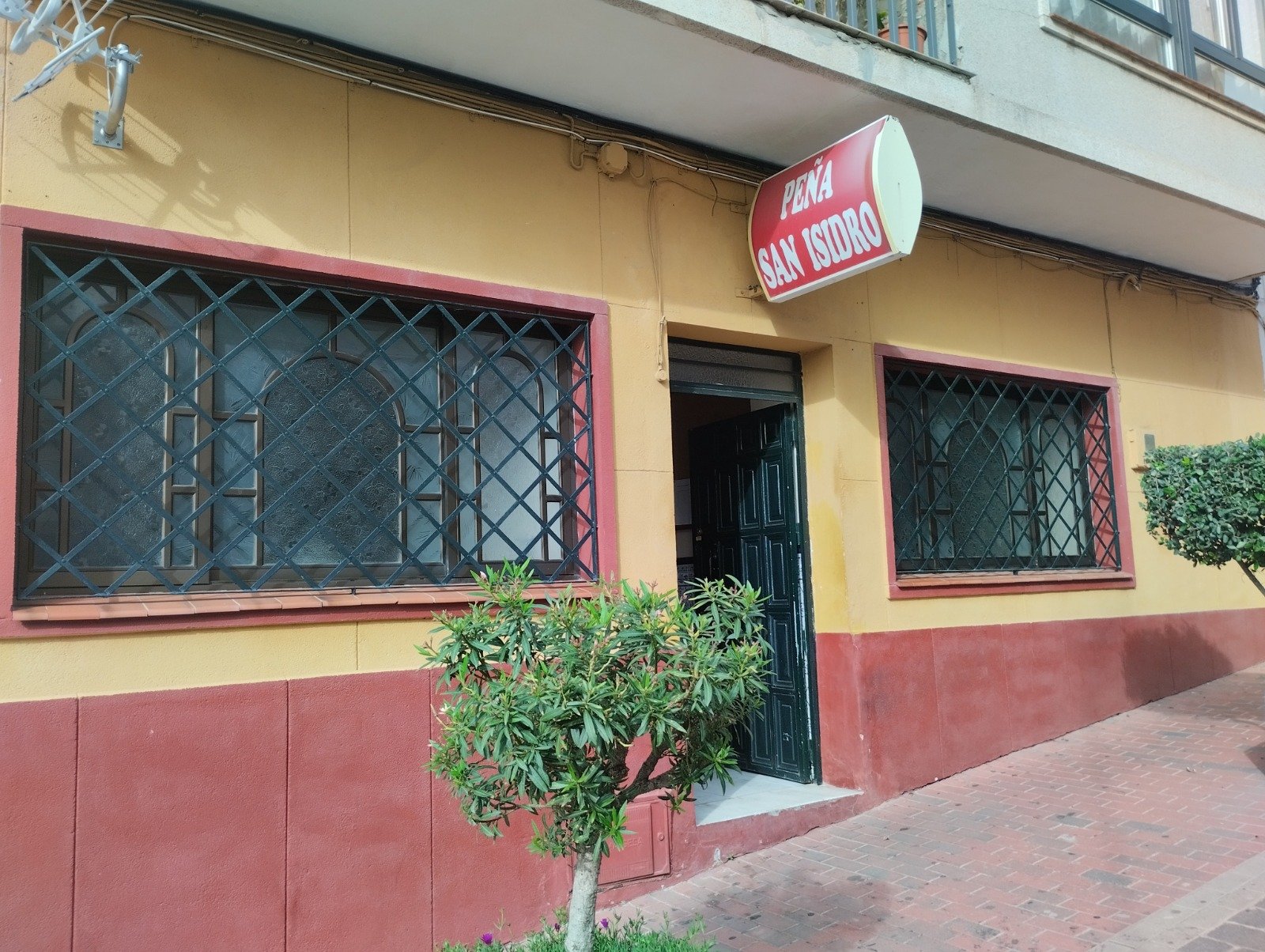 Peña san isidro bar